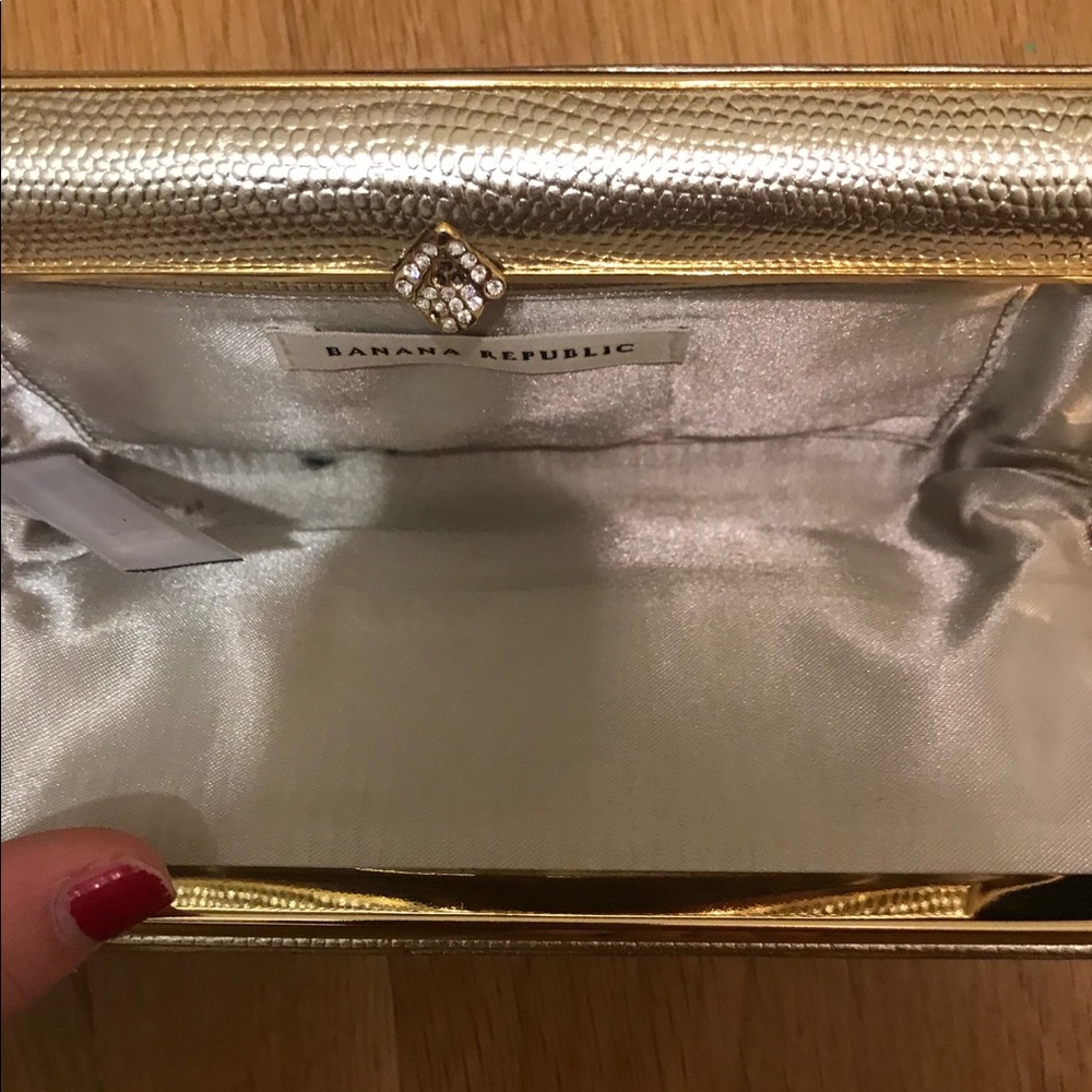 Banana Republic Gold Clutch - Picture 7 of 7